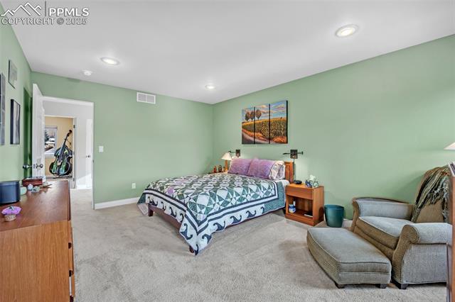 3215 W Pikes Peak Avenue