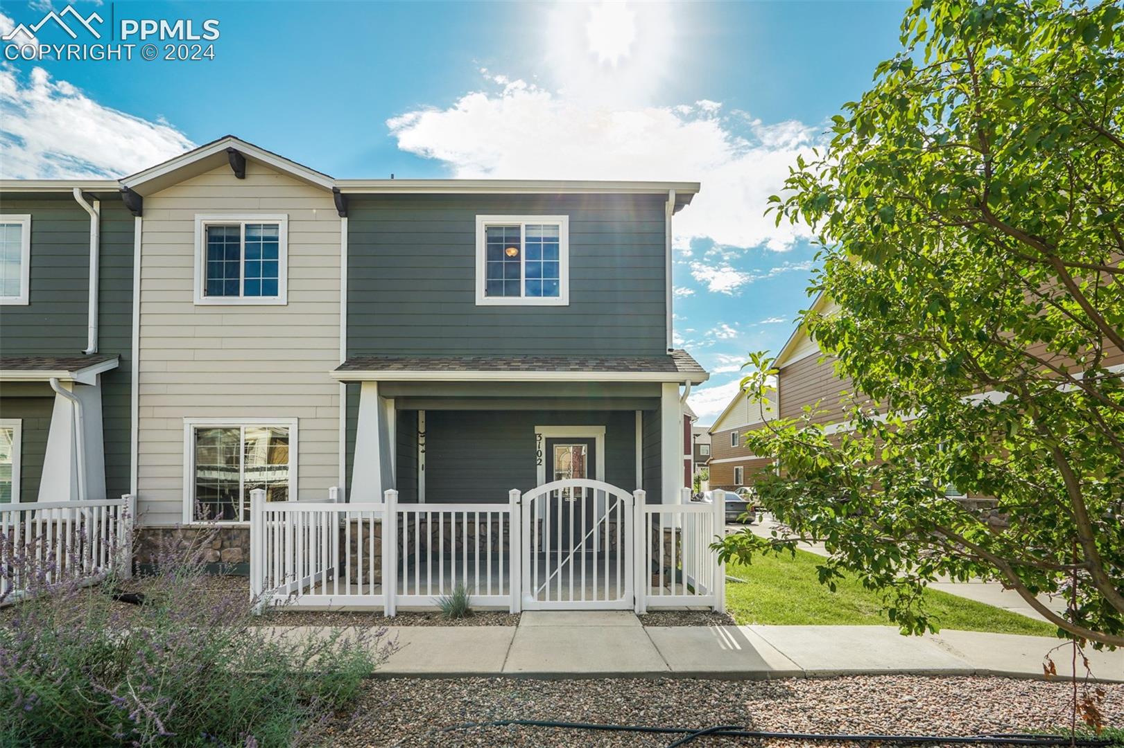 3102 Harpy Grove