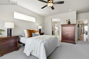 9484 Simper Heights
