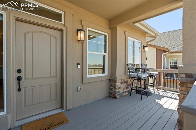 9484 Simper Heights