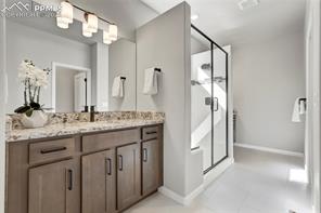 9484 Simper Heights