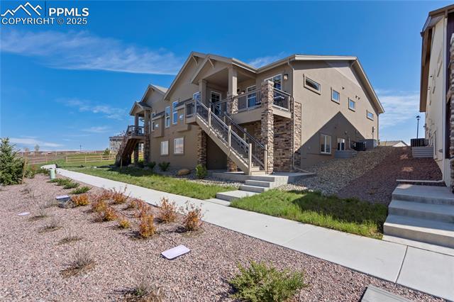 9484 Simper Heights