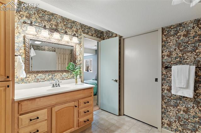 1131 War Eagle Court