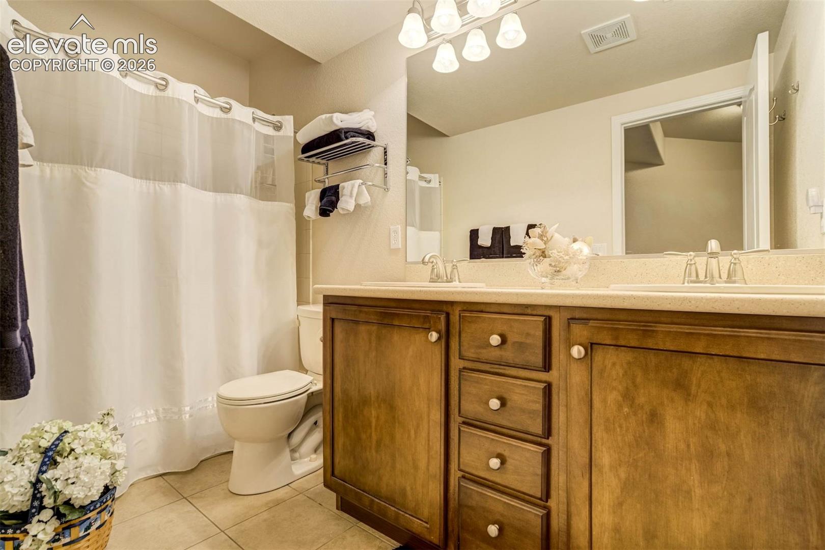 9508 Carriage Creek Point