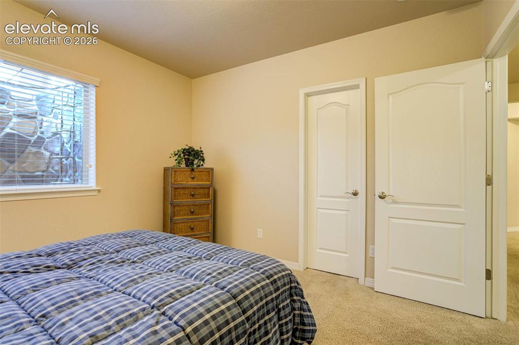 9508 Carriage Creek Point