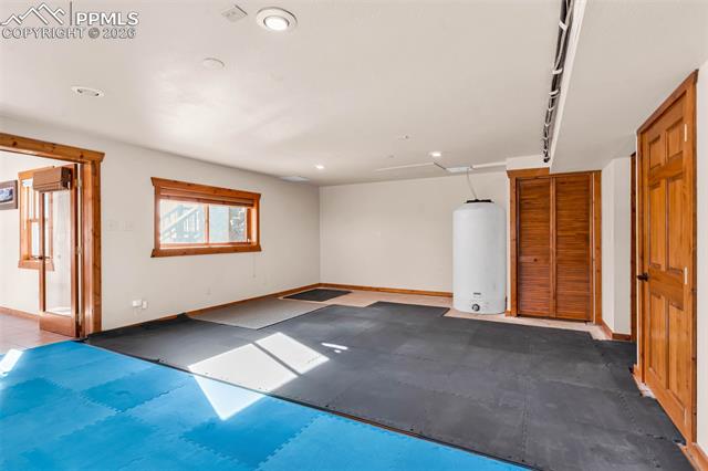 4005 Oak Grove Circle