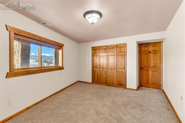 4005 Oak Grove Circle