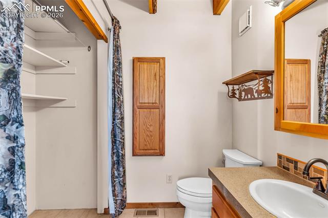 4005 Oak Grove Circle