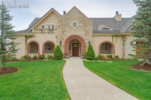 1155 Charles Grove