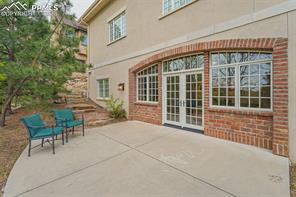 1155 Charles Grove