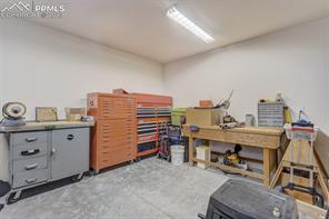 1155 Charles Grove