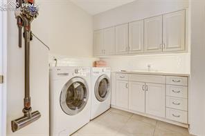 1155 Charles Grove