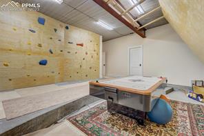 1155 Charles Grove