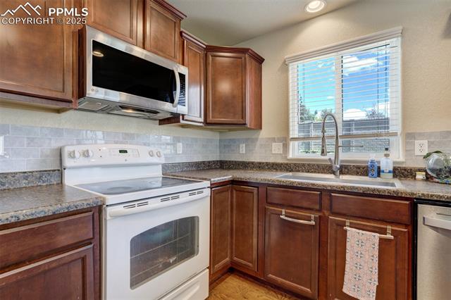 2456 Sierra Springs Drive