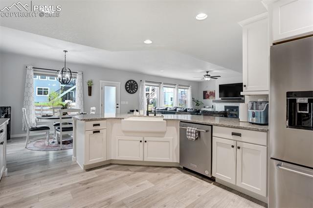 5456 Gansevoort Drive