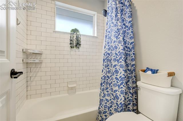 5456 Gansevoort Drive