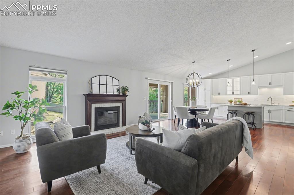 2101 Glenhill Road