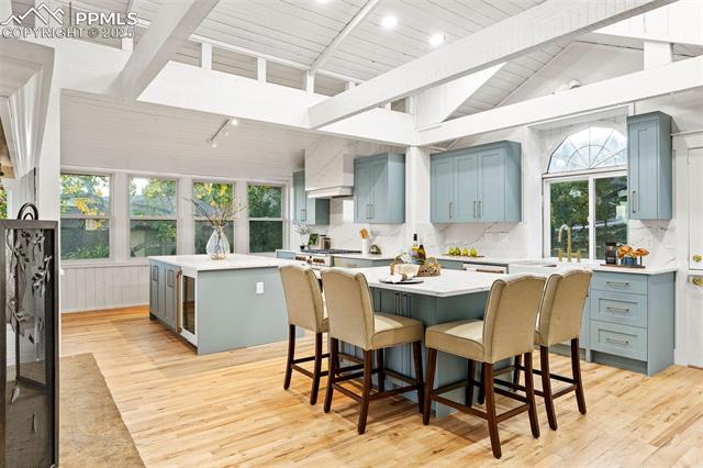 1935 Chateau Point Court