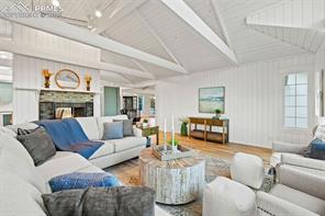 1935 Chateau Point Court