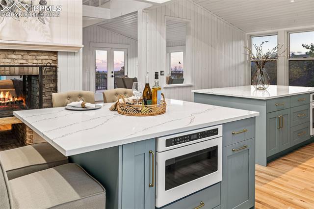 1935 Chateau Point Court