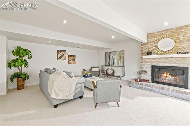 1935 Chateau Point Court