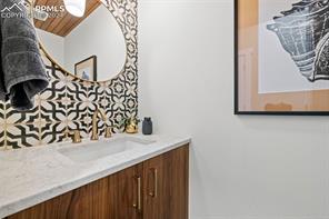 2180 Kittridge Avenue