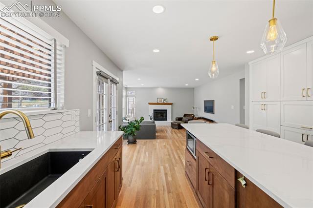 2180 Kittridge Avenue