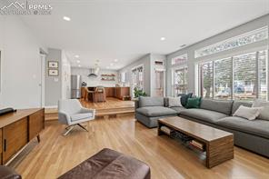 2180 Kittridge Avenue