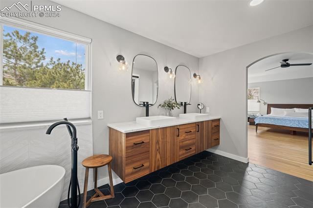 2180 Kittridge Avenue