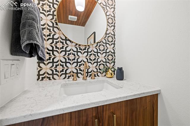 2180 Kittridge Avenue