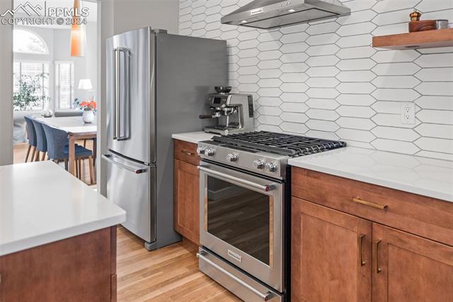 2180 Kittridge Avenue