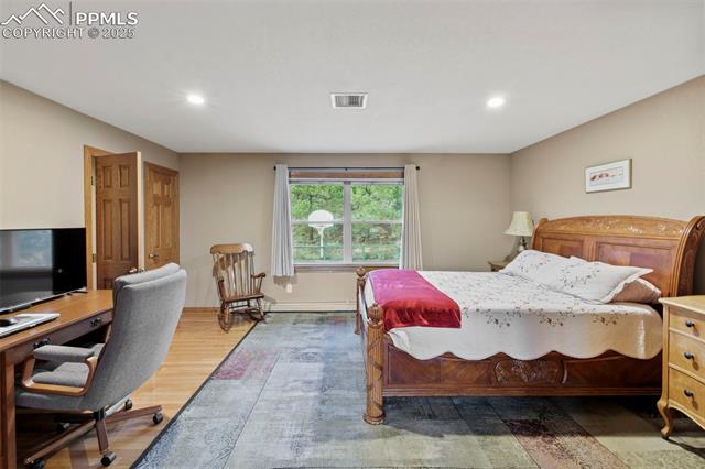 6825 Oak Valley Lane