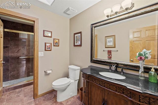 6825 Oak Valley Lane