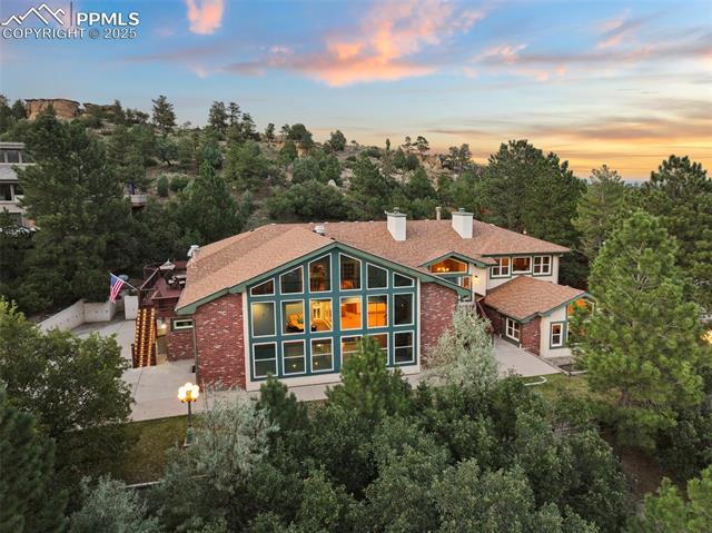 6825 Oak Valley Lane