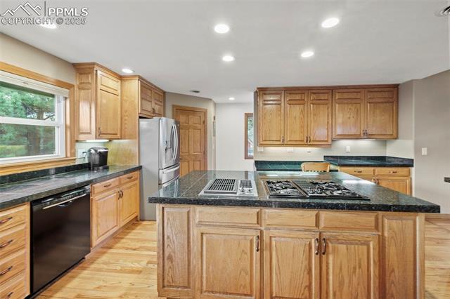6825 Oak Valley Lane
