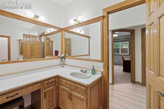 6825 Oak Valley Lane