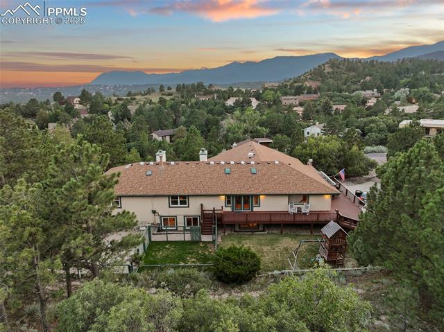 6825 Oak Valley Lane