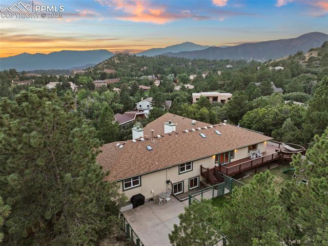 6825 Oak Valley Lane