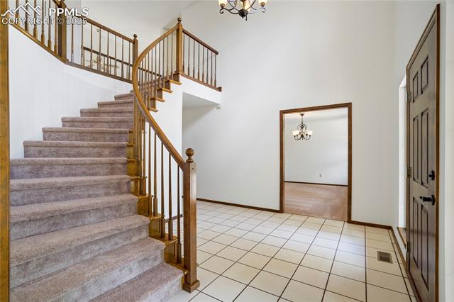 1325 Golden Hills Road