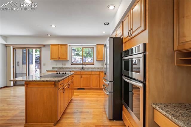 1325 Golden Hills Road