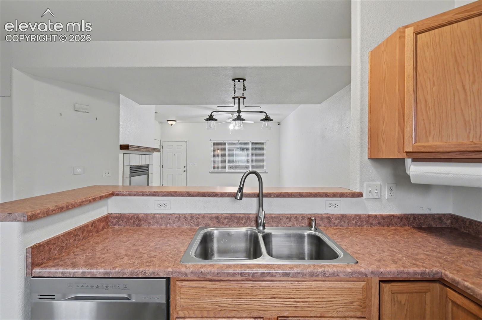 2532 Malpaso Point