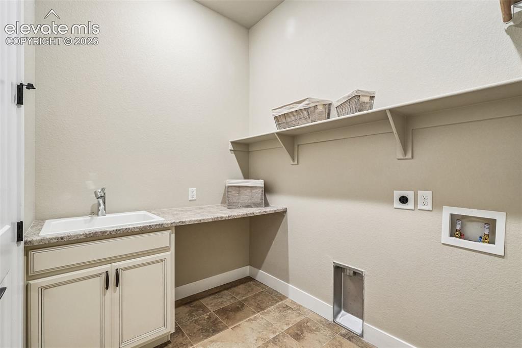 6687 Enclave Vista Loop