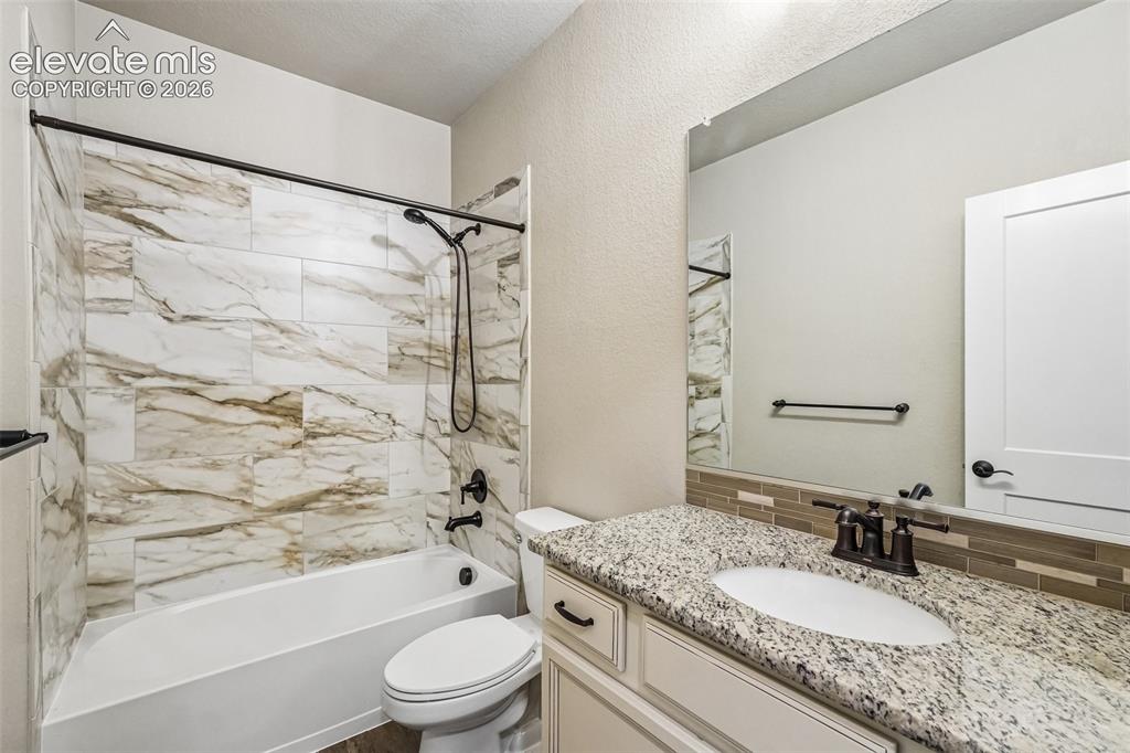 6687 Enclave Vista Loop