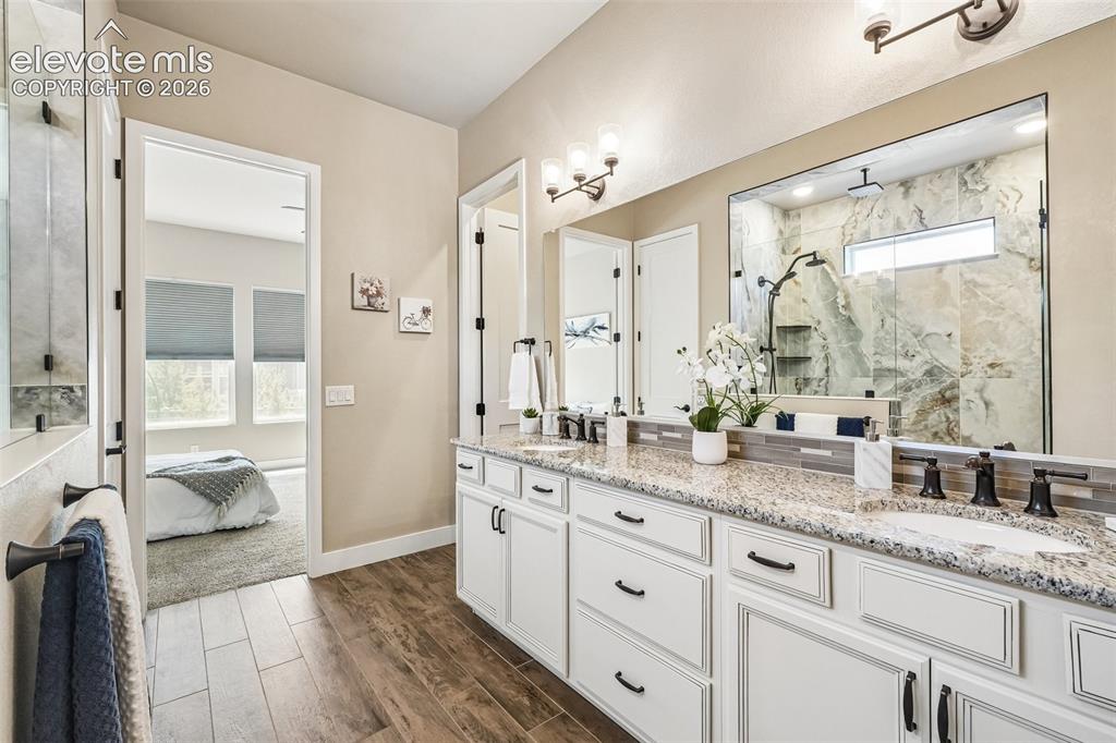 6687 Enclave Vista Loop