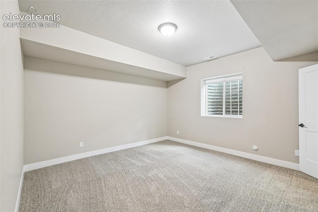 6687 Enclave Vista Loop