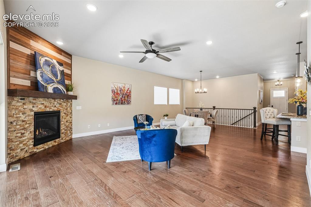6687 Enclave Vista Loop