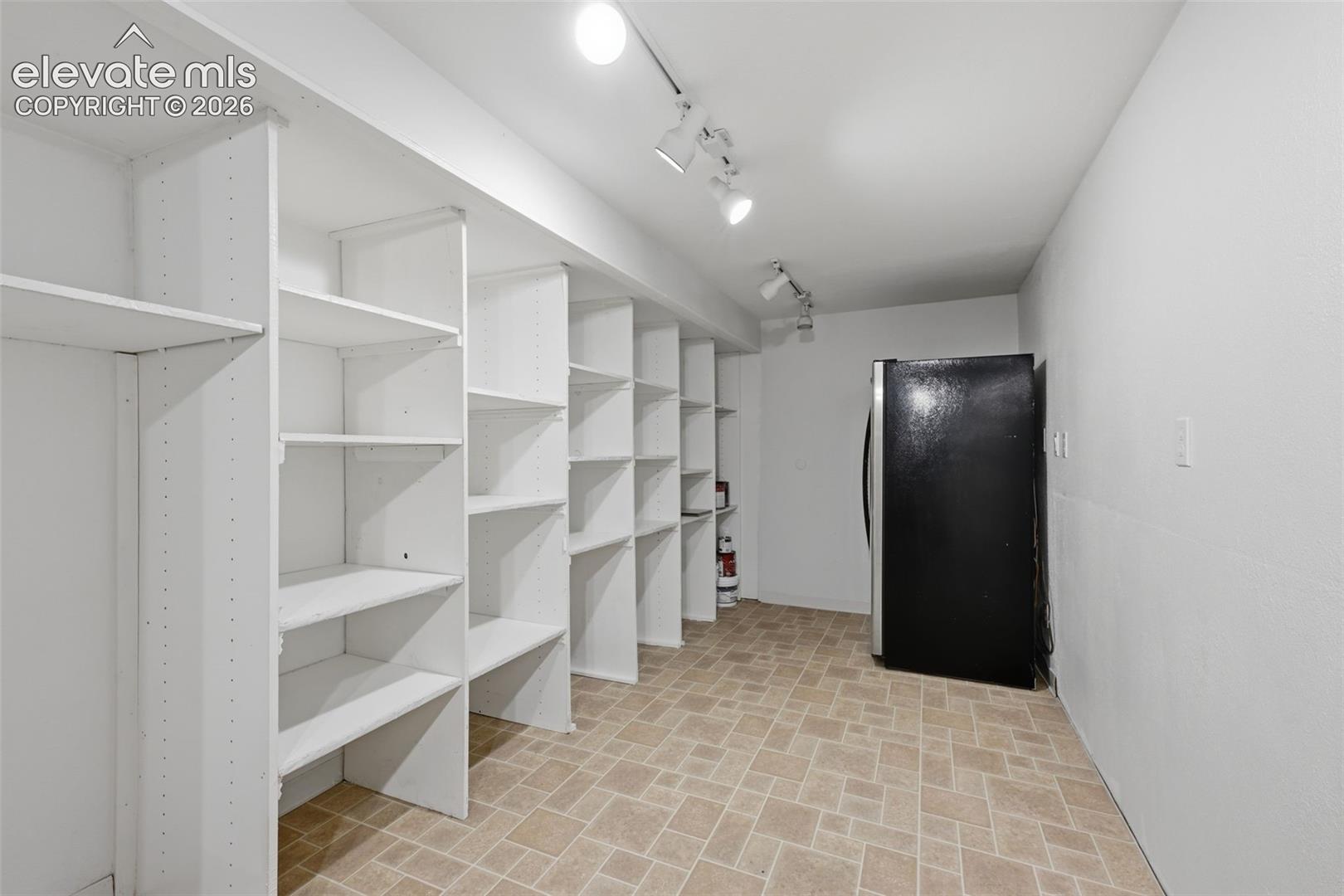 1316 Prairie Road