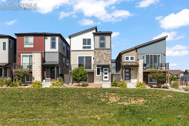 2481 Horsemanship Court