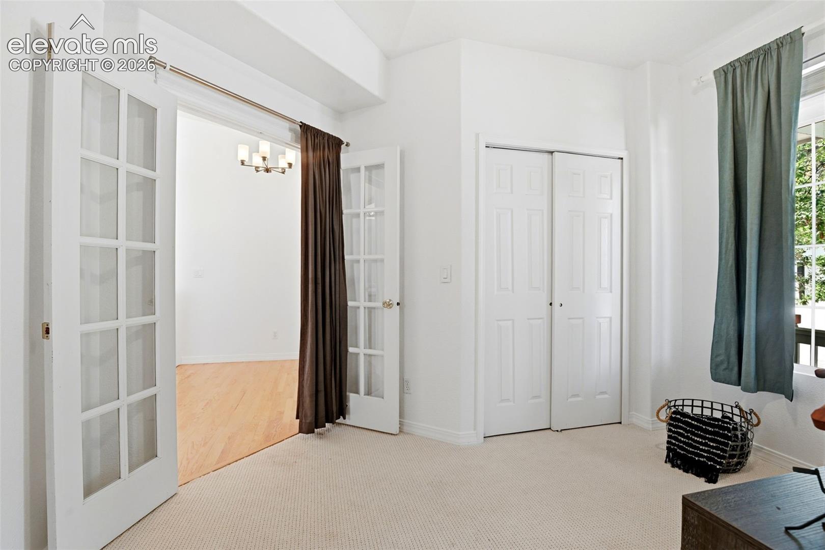 5875 Drifter Street