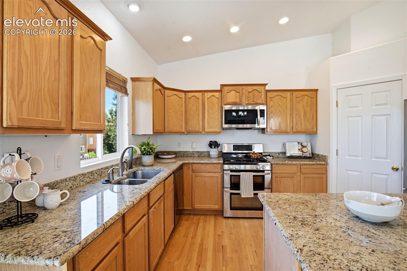 5875 Drifter Street